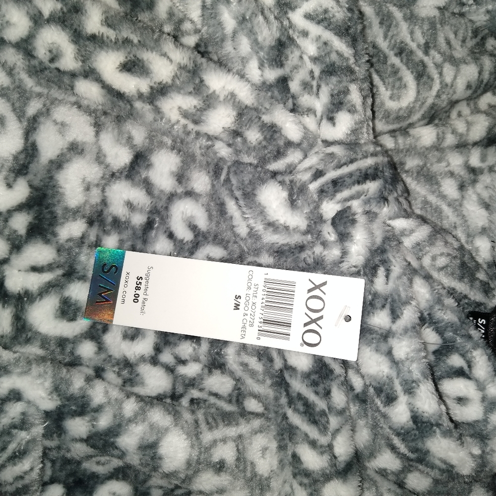 XOXO ROBE - Picture 2 of 5